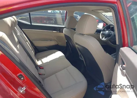2019 Hyundai Elantra Se z USA, uszkodzony, nr VIN KMHD74LF5KU816357